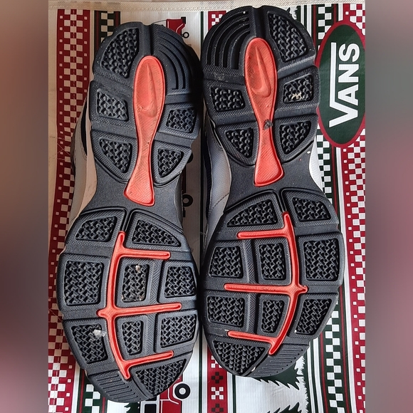 Nike Dual Fusion Trail Running Shoes - Picture 14 of 16